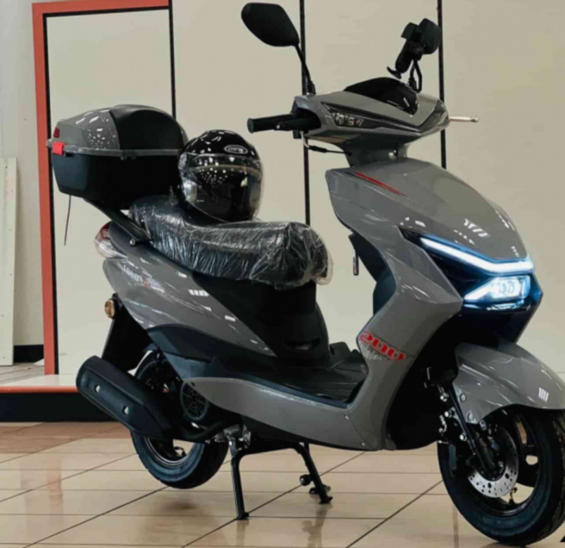 Скутер TOYO-200 М12 180